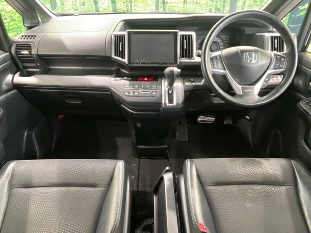 HONDA STEPWAGON SPADA 2013 Image 31