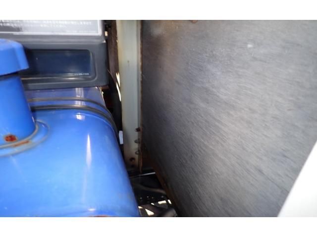 MITSUBISHI FUSOU FIGHTER 2013 Image 31