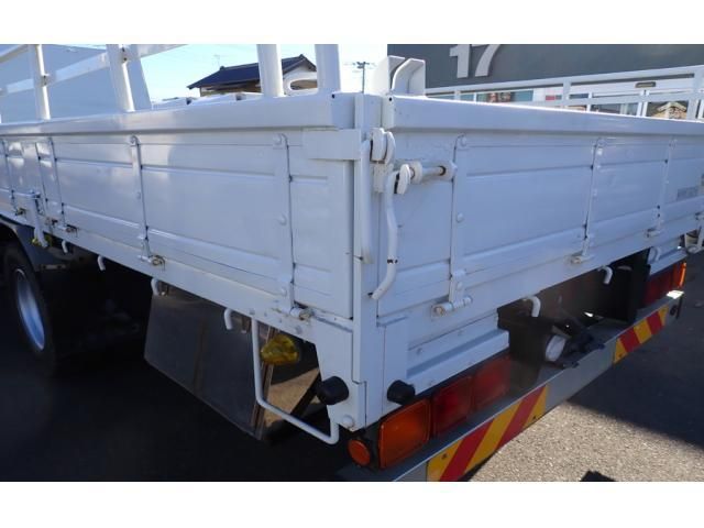 MITSUBISHI FUSOU FIGHTER 2013 Image 31