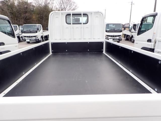 MITSUBISHI CANTER 2025 Image 31