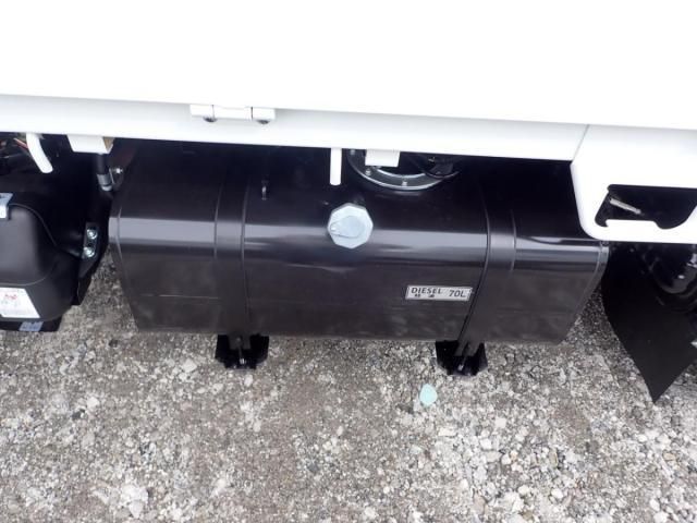 MITSUBISHI CANTER 2025 Image 31