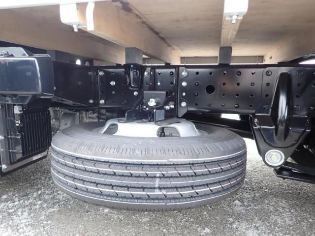 MITSUBISHI CANTER 2025 Image 31