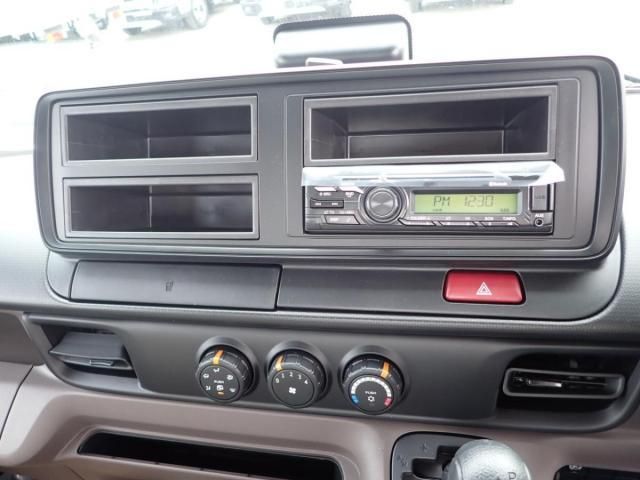 MITSUBISHI CANTER 2025 Image 31