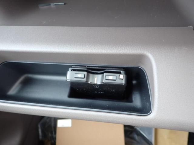 MITSUBISHI CANTER 2025 Image 31