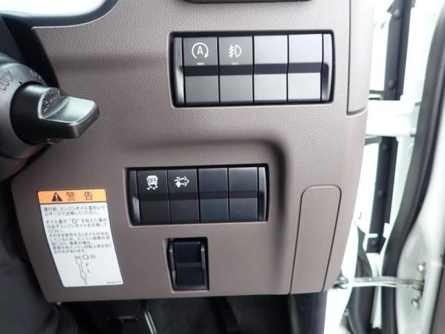 MITSUBISHI CANTER 2025 Image 31