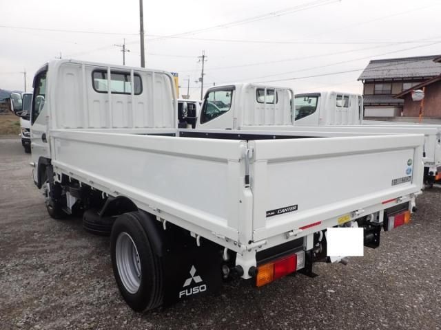 MITSUBISHI CANTER 2025 Image 31