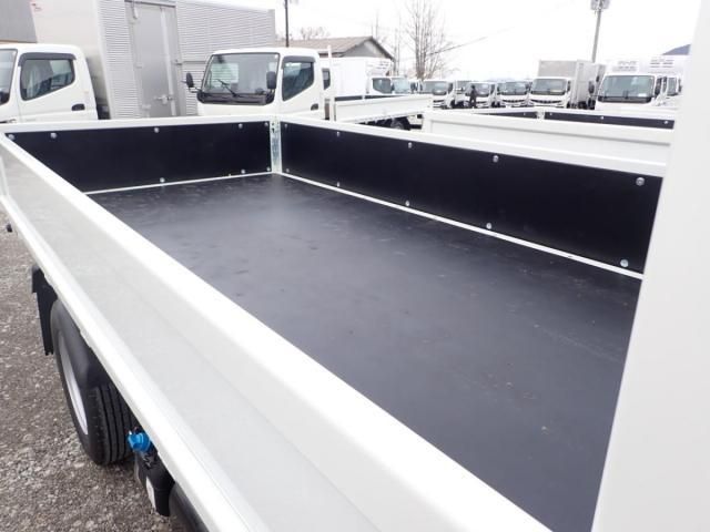 MITSUBISHI CANTER 2025 Image 31