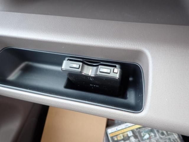 MITSUBISHI CANTER 2025 Image 31