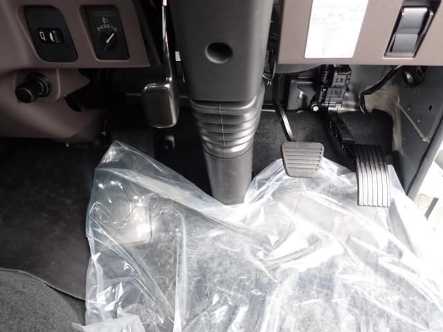 MITSUBISHI CANTER 2025 Image 31