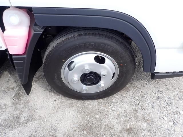 MITSUBISHI CANTER 2025 Image 31