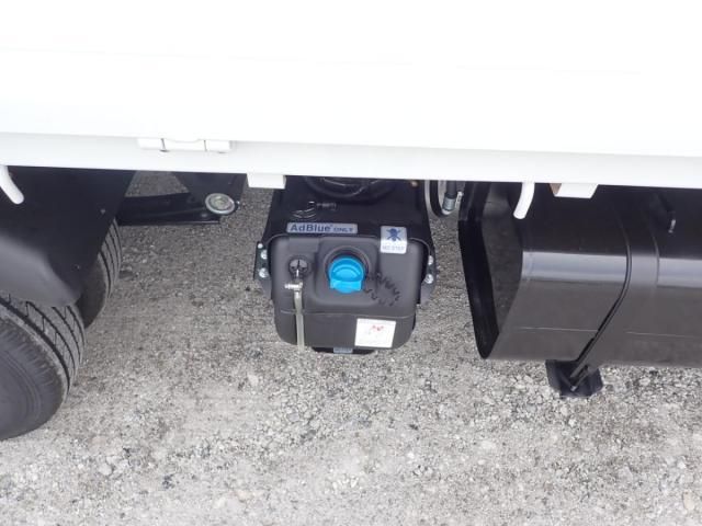 MITSUBISHI CANTER 2025 Image 31