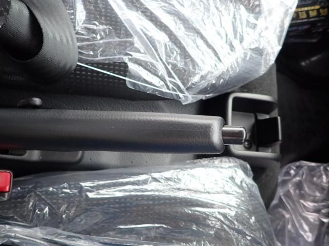 MITSUBISHI CANTER 2025 Image 31