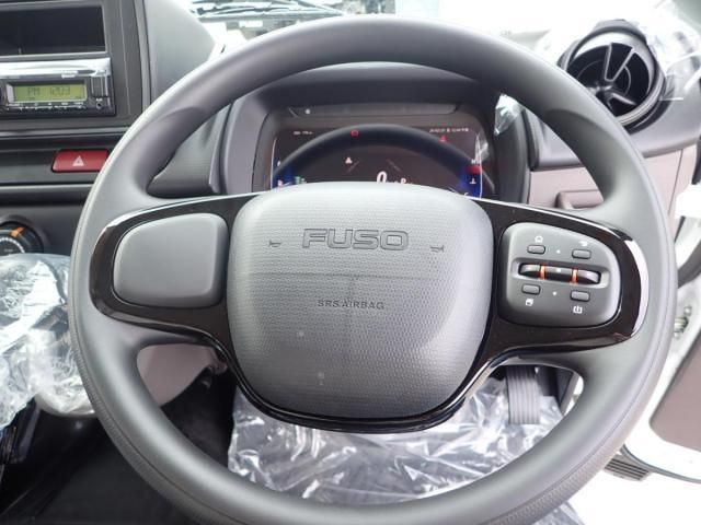 MITSUBISHI CANTER 2025 Image 31