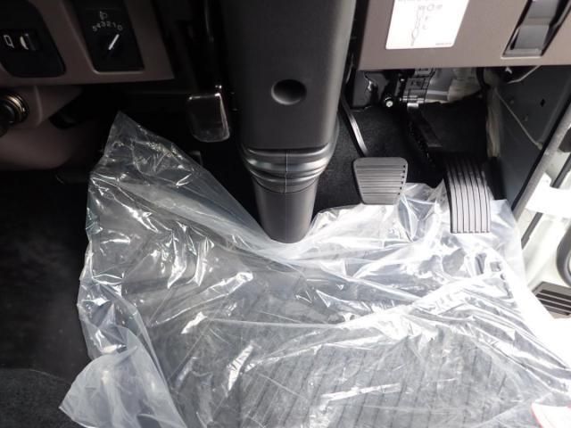 MITSUBISHI CANTER 2025 Image 31