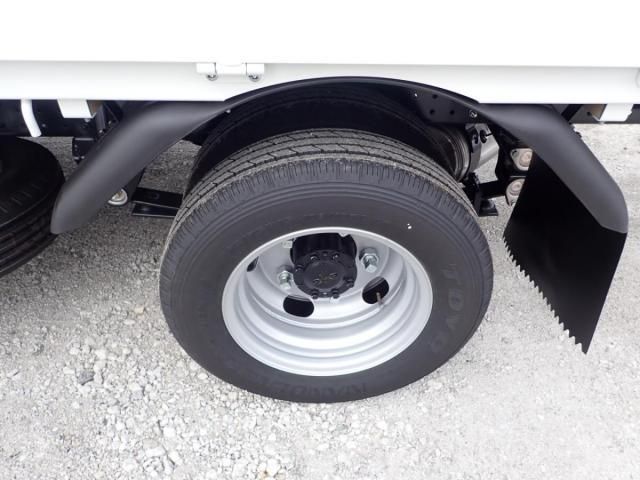 MITSUBISHI CANTER 2025 Image 31