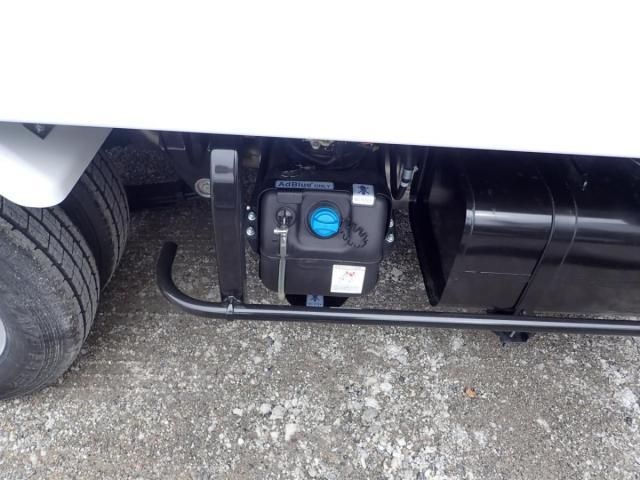 MITSUBISHI CANTER 2025 Image 31