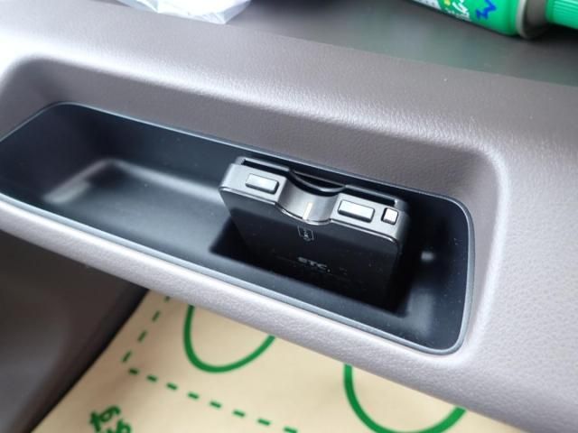 MITSUBISHI CANTER 2025 Image 31