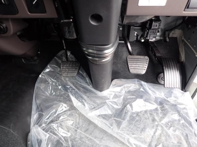 MITSUBISHI CANTER 2025 Image 31