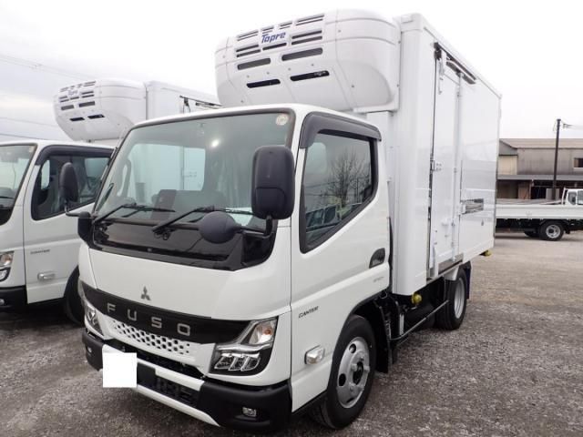 MITSUBISHI CANTER 2025 Image 31