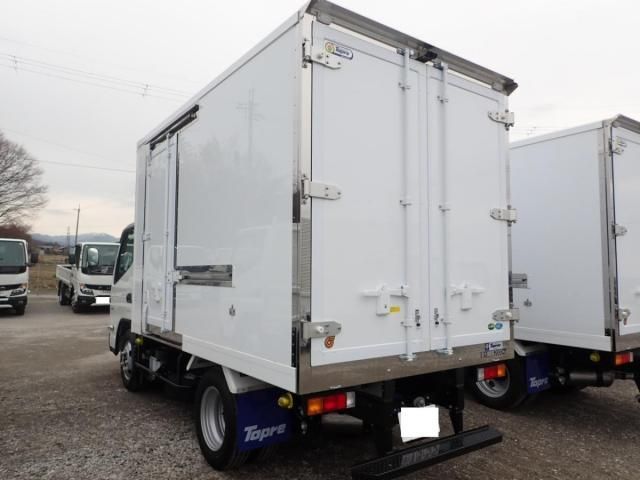 MITSUBISHI CANTER 2025 Image 31