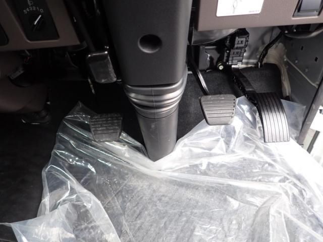 MITSUBISHI CANTER 2025 Image 31