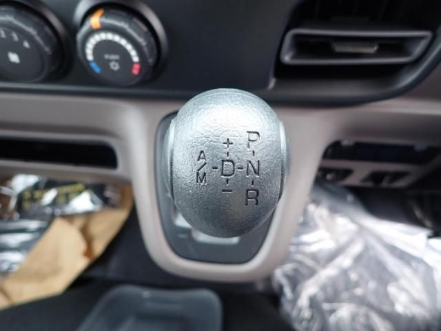 MITSUBISHI CANTER 2025 Image 31