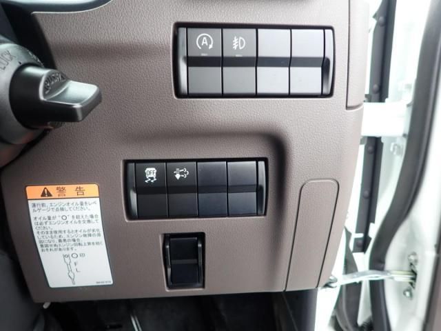 MITSUBISHI CANTER 2025 Image 31