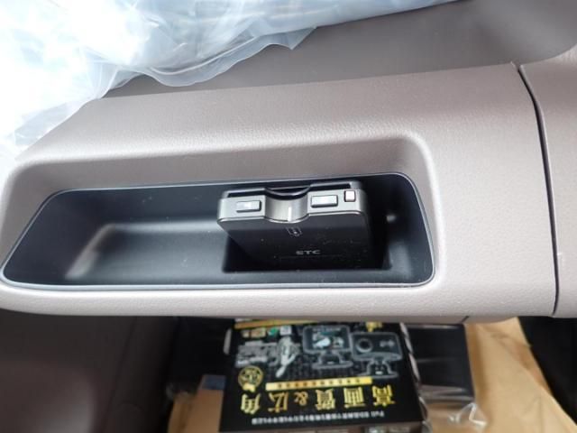 MITSUBISHI CANTER 2025 Image 31