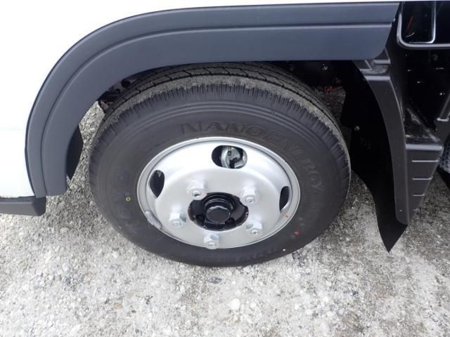 MITSUBISHI CANTER 2025 Image 31