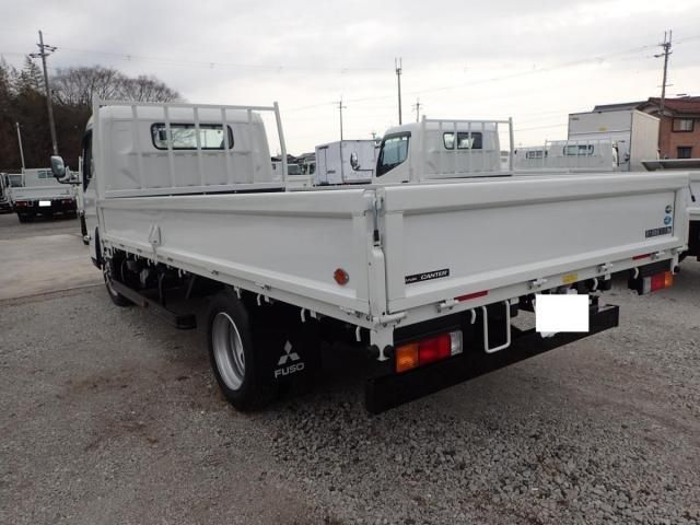 MITSUBISHI CANTER 2025 Image 31