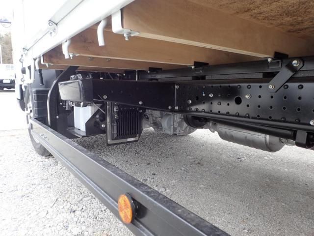 MITSUBISHI CANTER 2025 Image 31