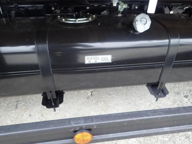 MITSUBISHI CANTER 2025 Image 31