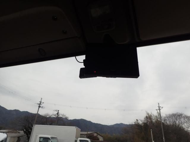 MITSUBISHI CANTER 2025 Image 31