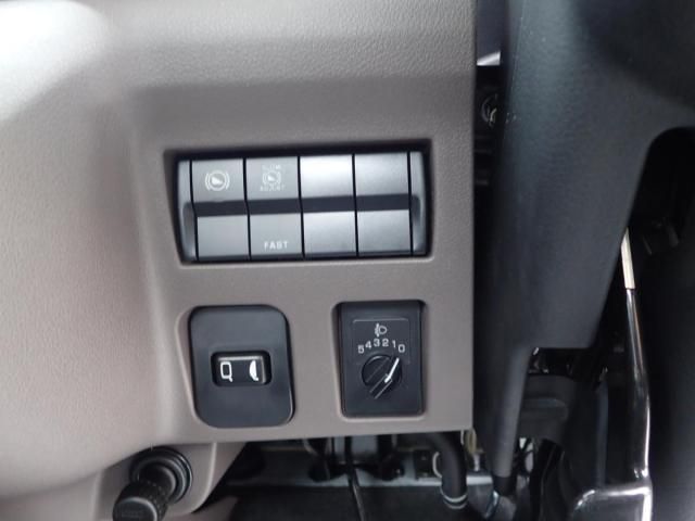 MITSUBISHI CANTER 2025 Image 31