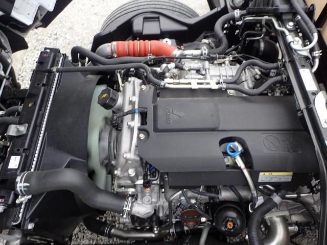 MITSUBISHI CANTER 2025 Image 31