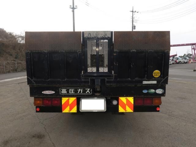 NISSAN DIESEL QUON 2012 Image 31
