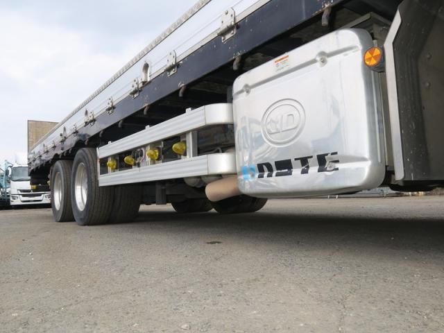 NISSAN DIESEL QUON 2012 Image 31