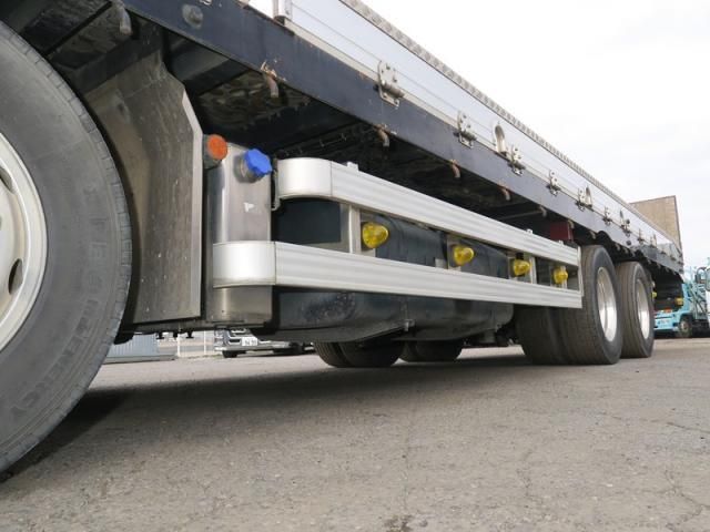 NISSAN DIESEL QUON 2012 Image 31