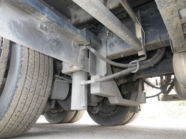 NISSAN DIESEL QUON 2012 Image 31