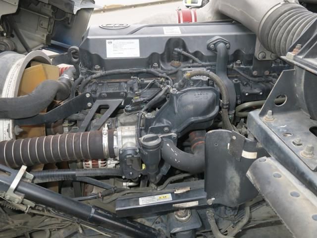 NISSAN DIESEL QUON 2012 Image 31