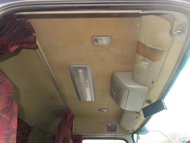 NISSAN DIESEL QUON 2012 Image 31