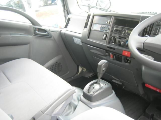 ISUZU ELF 2017 Image 31