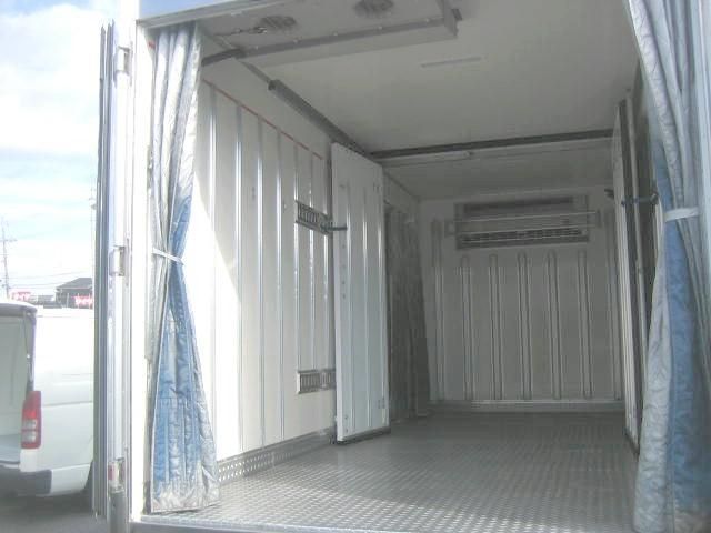 ISUZU ELF 2020 Image 31