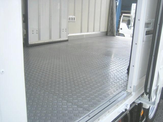 ISUZU ELF 2020 Image 31