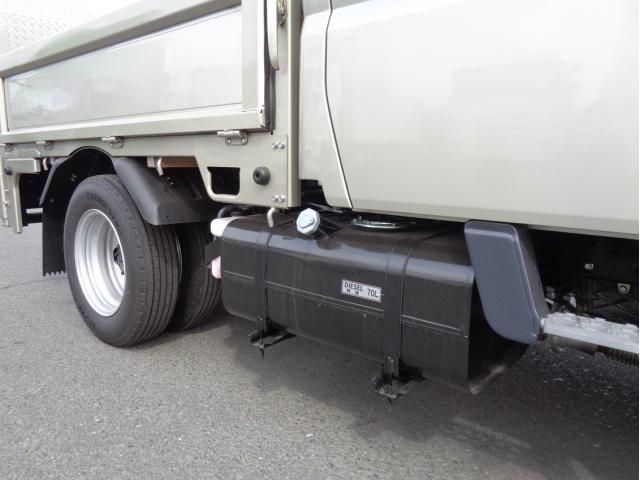 MITSUBISHI CANTER 2025 Image 31