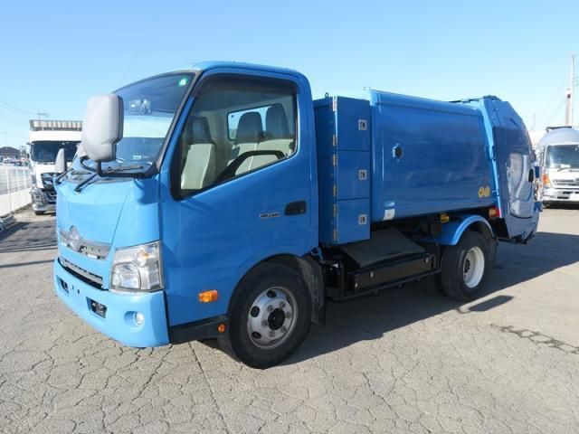 HINO DUTRO 2015 Image 31