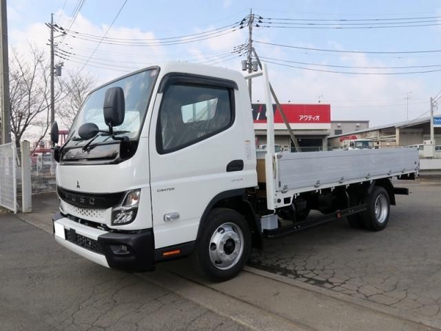 MITSUBISHI CANTER 2026 Image 31