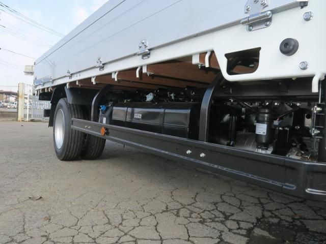 MITSUBISHI CANTER 2026 Image 31