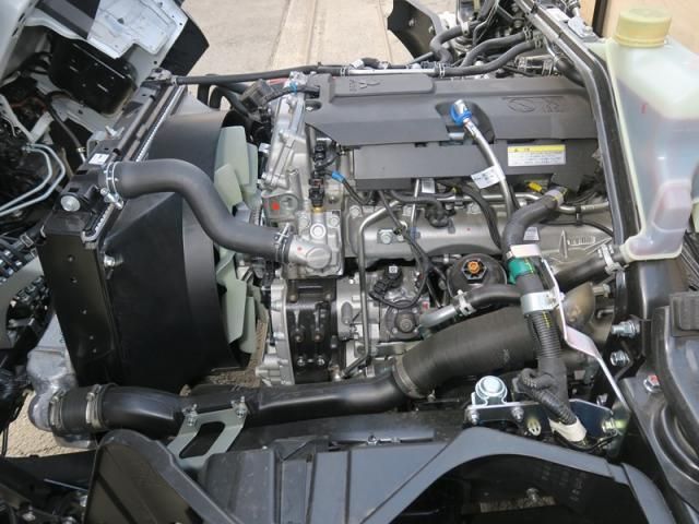 MITSUBISHI CANTER 2026 Image 31