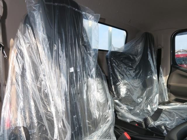 MITSUBISHI CANTER 2026 Image 31